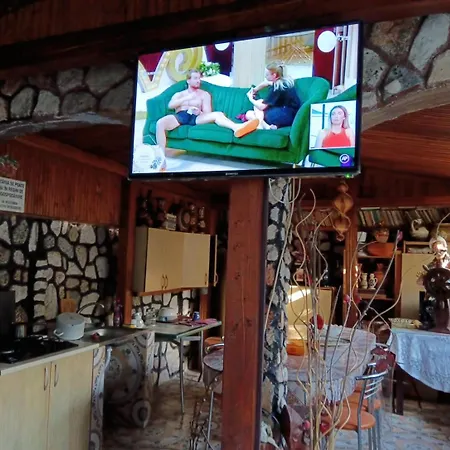 아파트 Tarra Garsoniera10 *